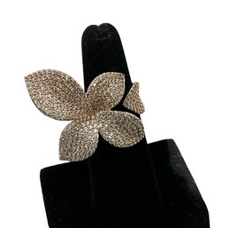 Lot 106- Costume Sparkly Flower Ring Size 6