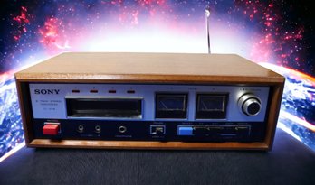 Lot 117- 1972 Sony 8-track Player / Recorder Model TC-228 - Wooden Case