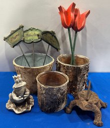 Lot 631 - Planter Pots - 3 Birch Bark Planters - Wood Tulips Flowers - Frog Decor - Herb Flags