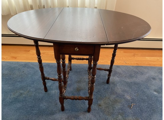 Lot 19 - Mahogany Gate Leg Table 3 Feet X 26