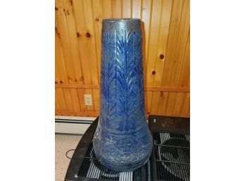 Lot 242 - Blue Pedestal For Birdbath PEDESTAL ONLY 20'h X 11'D - Salvage