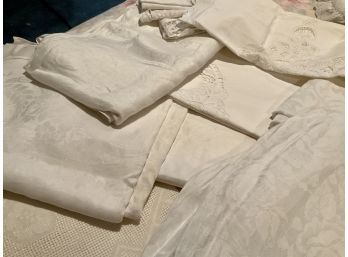 Lot 150 - White Linen Lot - Tablecloths Runners And More