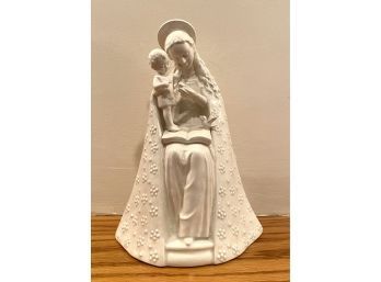 Lot 108 - Goebel Hummel Madonna & Child Signed 10/1 Measures 8 1/2 Inches