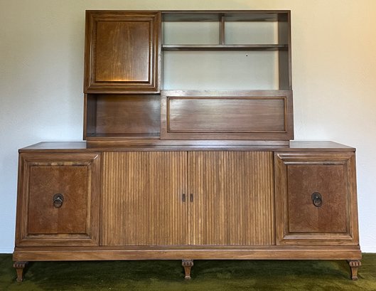 Mid-century Modern Solid Wood 2-piece Buffet With Lighted Hutch