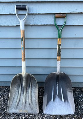 Plastic/metal Garden Shovels - 2 Total