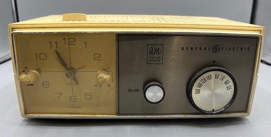 General Electric AM Solid State Radio