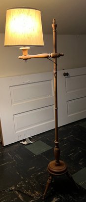 Cottage Wooden Vintage Floor Lamp