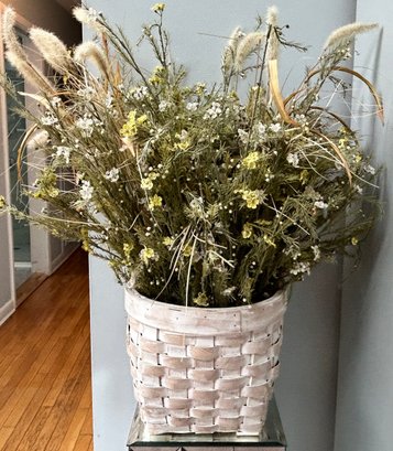 Floral Basket Decor