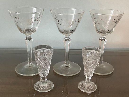 Cordial Depression Glasses & Libbey Chanticleer Rooster Martini Glasses - 5 Piece Lot