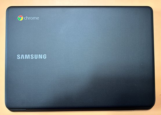 SAMSUNG 11.6' Chromebook 3, Intel Celeron N3060, 4GB RAM, 16GB EMMC, *NEW*