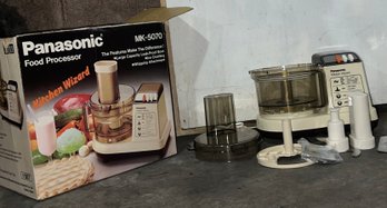 Panasonic Food Processor With Accessories - Model MK5070 - Box Included