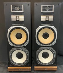 Mitsubishi RCA Floor Speakers - 2 Total - Model SS-157