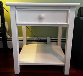 White Single Drawer Night Stand/ End Table