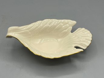 Lenox Ivory Porcelain Dove Collection Candy Bowl