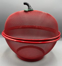 Apple Shaped Metal Mesh Fruit Basket