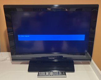 Toshiba 2009 26' TV With Remote - Model 26AV502RY