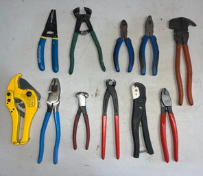 Assorted Lot Of Hand Tools - 11 Total