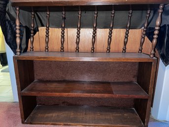 Wood 3 Tier Shelf With Spindles