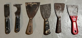 Assorted Putty Knives - 6 Total