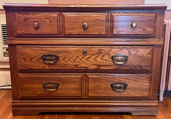 Broyhill Wooden 3-drawer Chest