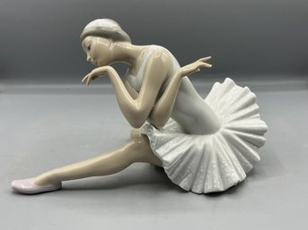 Lladro - The Death Of The Swan  - Porcelain Figurine #4855