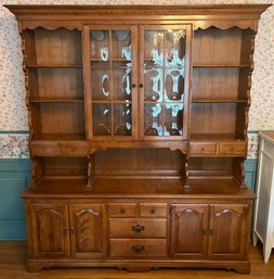 Ethan Allen American Traditional Solid Wood Buffet With Hutch