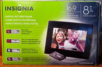 Insignia Digital Picture Frame