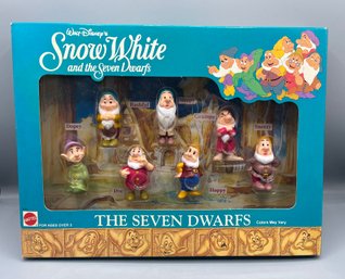 Mattel Disneys Snow White And The Seven Dwarfs Toy Figurine Set  - Factory Sealed #65351