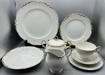 Meito Regence Fine China Set - Made In Japan - 81 Pieces Total - Service For 12