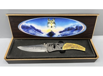 Decorative Wolf Pattern Knife With Case