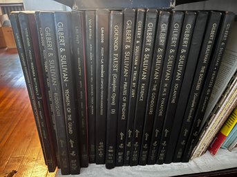 Gilbert & Sullivan Vinyl Lot Of 18