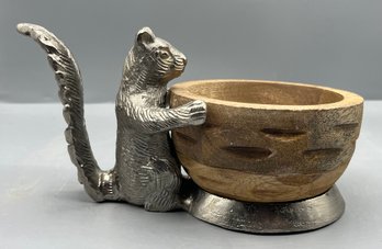 Decorative Metal Squirrel Nut Bowl Figurine