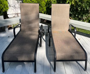 Cast Aluminum Mesh-back Lounge Chair Set On Wheels - 2 Total