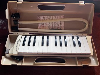 Suzuki Melodion Study 25 With Case