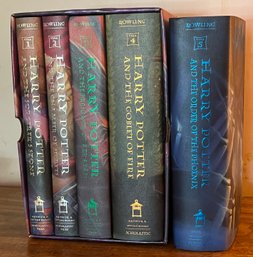 Harry Potter Book Series Set - 5 Total