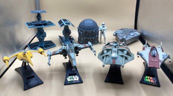 Star Wars Assorted 1990s Figurines And Display Platforms Sold As One Lot - 8 Piece Lot