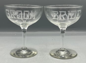 Etched Wine Glass Set - Bride & Groom  - 2 Total