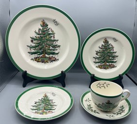 Spode Christmas Tree Pattern Ceramic Tableware Set #80 - 68 Pieces Total - Made In England #S3324-V