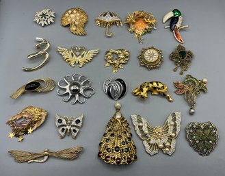 Assorted Brooch/Pins - 21 Total