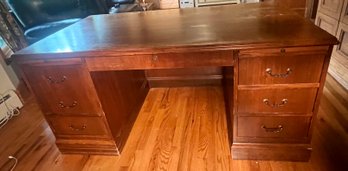 Solid Wood Presidential 6 Drawer Desk