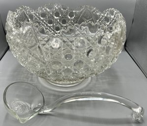 LE Smith Co. Cut Glass Daisy And Button Pattern Punch Bowl With Glass Ladle