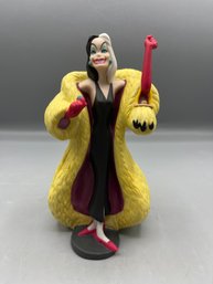 Disney Villains Cruella De Vil Bisque Porcelain Collectible Figurine