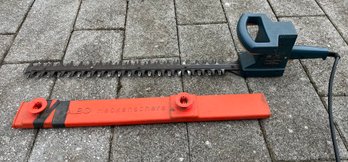 AEG Heckenschere Corded Weed Trimmer - Model HES65