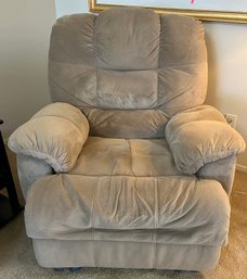 Haining Gelen Furniture Cushioned Electric Recliner