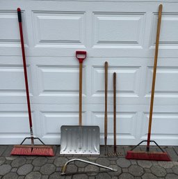 Assorted Garden Tools - 6 Total