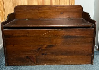 Solid Wood Storage Trunk With Handles