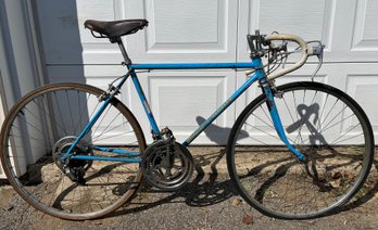 Vintage Schwinn Varsity 10-speed Bicycle With Leather Seat