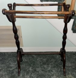 Solid Wood Traditional Quilt Rack