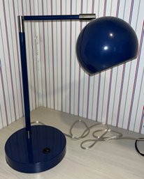 Metal 40-watt Adjustable Desk Lamp