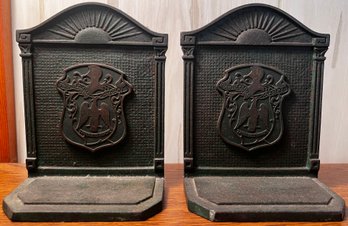 Staunton Military Academy 'truth, Duty, Honor' Cast Iron Bookends